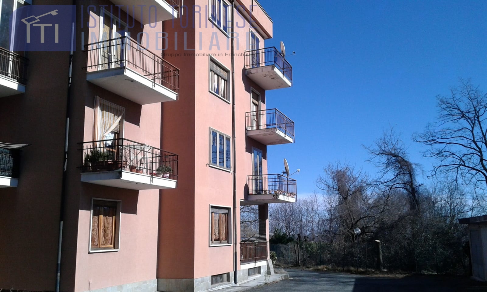 Appartamento con terrazzo a Forno Canavese