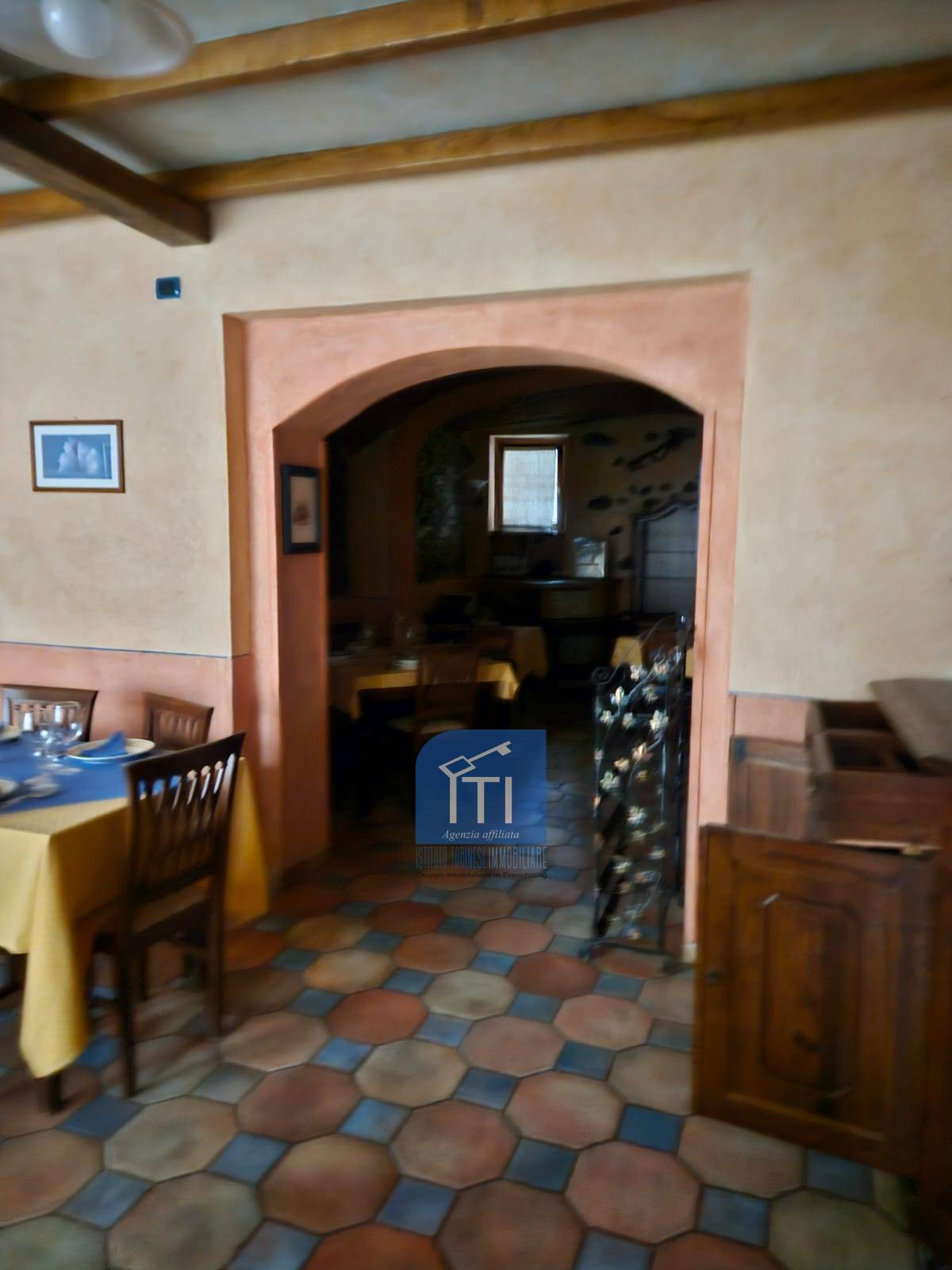 LICENZA/ATTIVITA COMM.LE in vendita a Sostegno