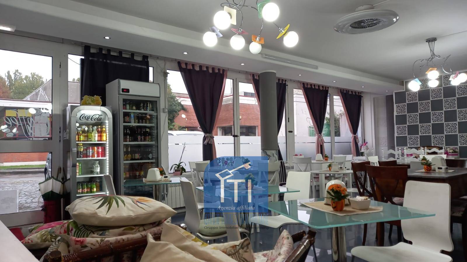 LICENZA/ATTIVITA COMM.LE in vendita a Ivrea