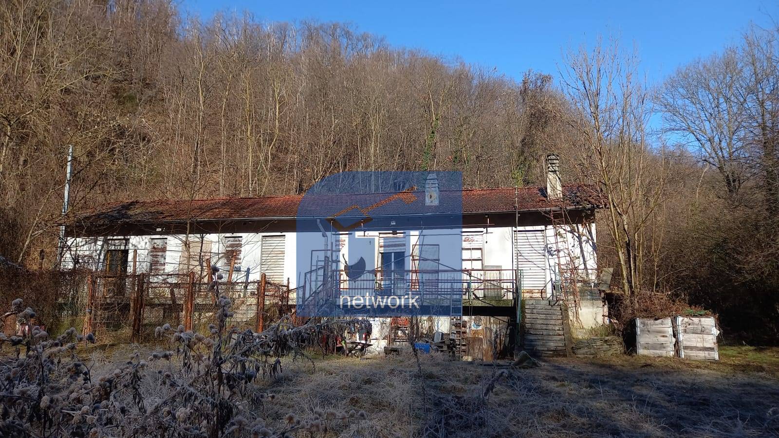 CASA INDIPENDENTE in vendita a Cuorgn