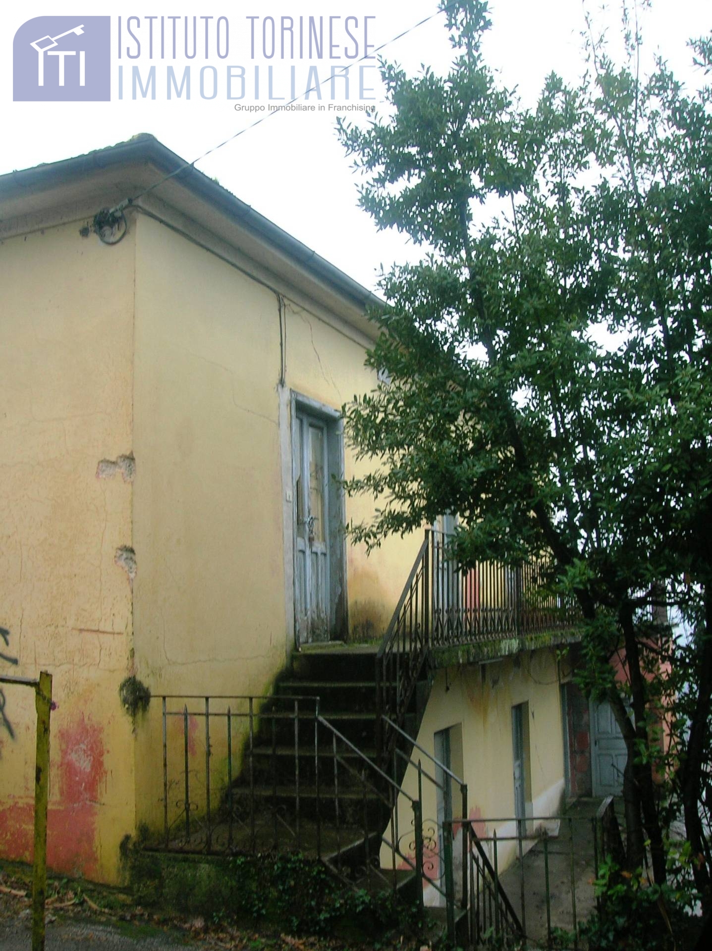 CASALE in vendita a Cassino