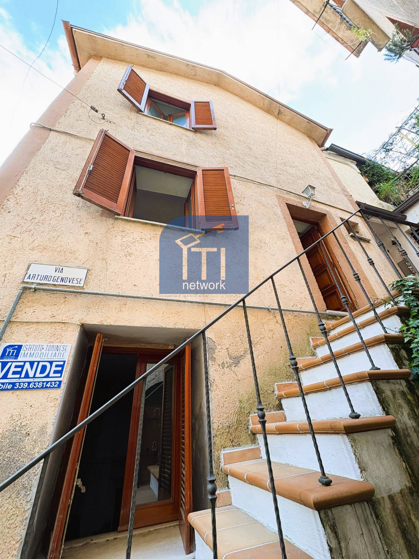 INTERO STABILE in vendita a Sant'Elia Fiumerapido