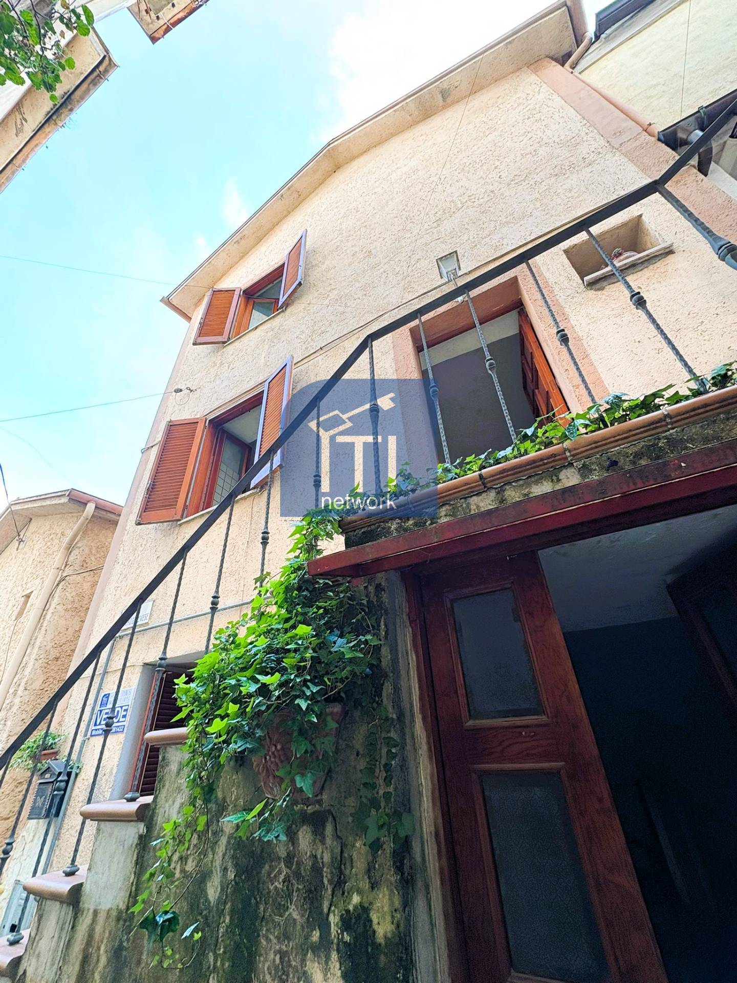INTERO STABILE in vendita a Sant'Elia Fiumerapido
