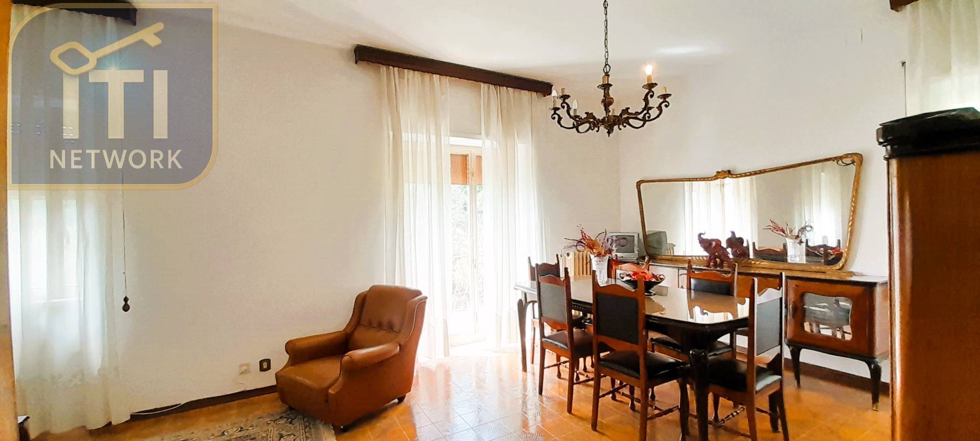 VILLA BIFAMILIARE in vendita a Cassino