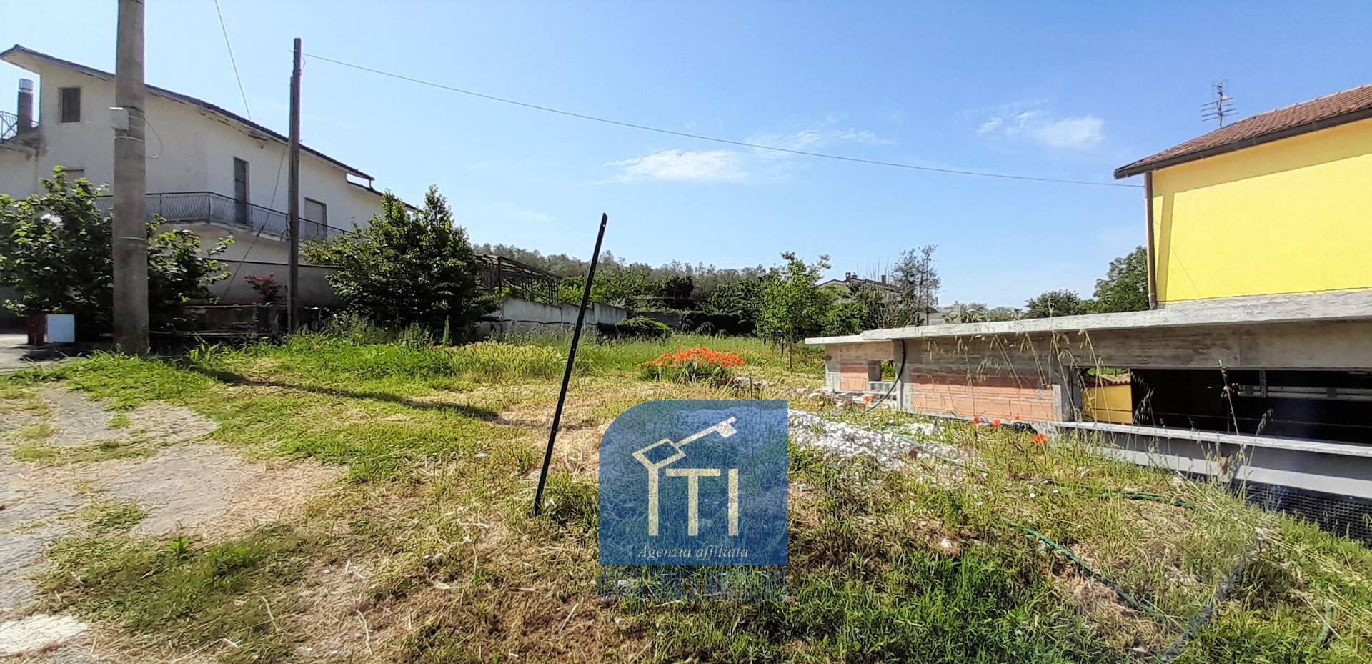 SEMINDIPENDENTE in vendita a Cassino