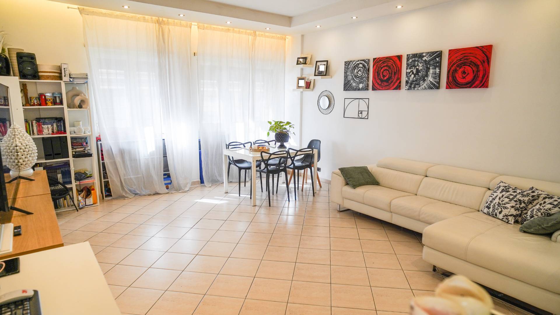 TRILOCALE in vendita a Roma, Ostia