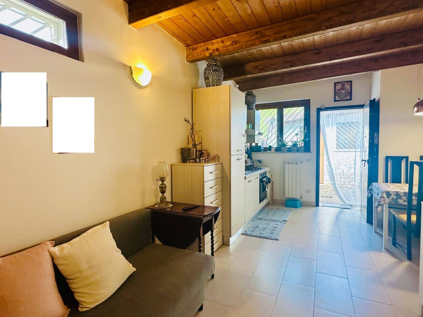 SEMINDIPENDENTE in affitto a Roma, Axa/Casalpalocco/Vitinia