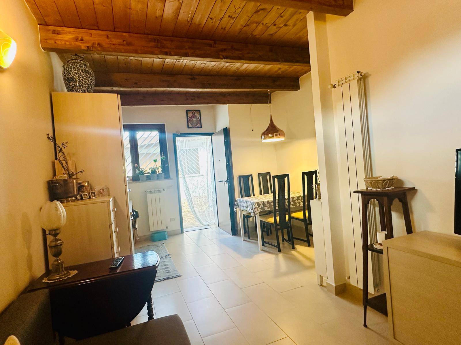 SEMINDIPENDENTE in affitto a Roma, Axa/Casalpalocco/Vitinia