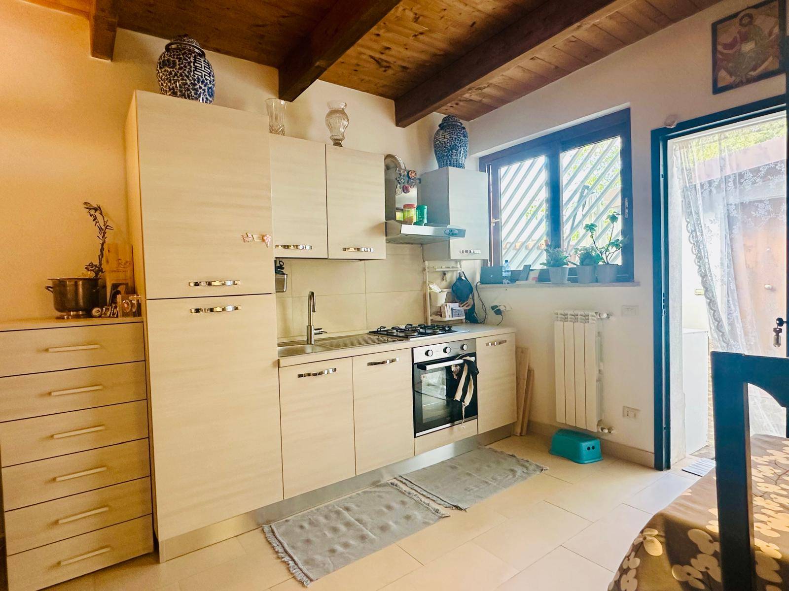 SEMINDIPENDENTE in affitto a Roma, Axa/Casalpalocco/Vitinia