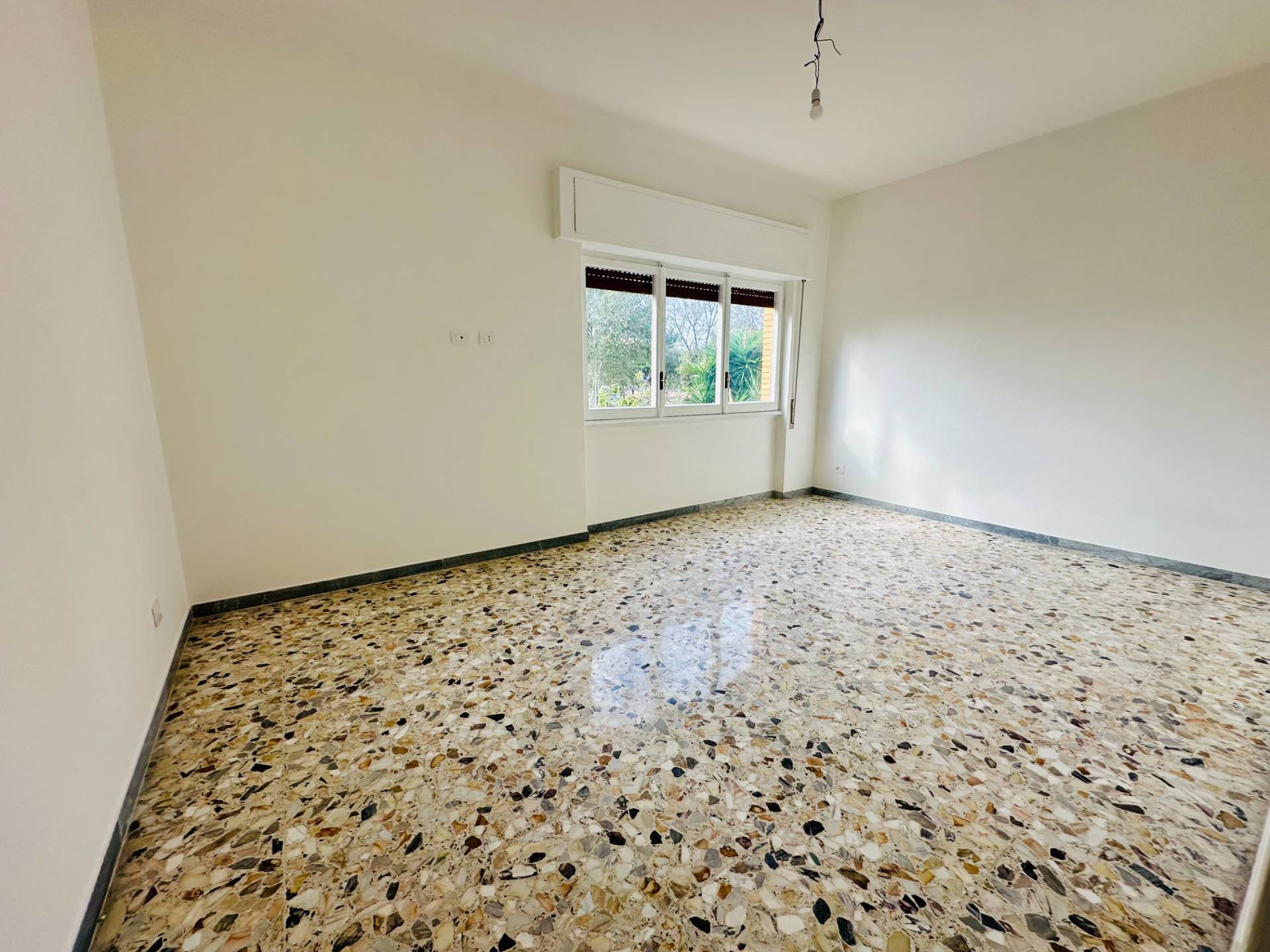 TRILOCALE in affitto a Roma, Ostia