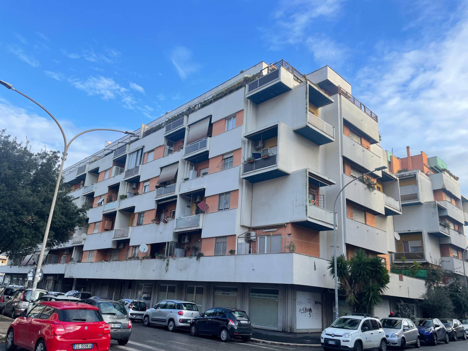 Box o garage in vendita a Roma, Ostia