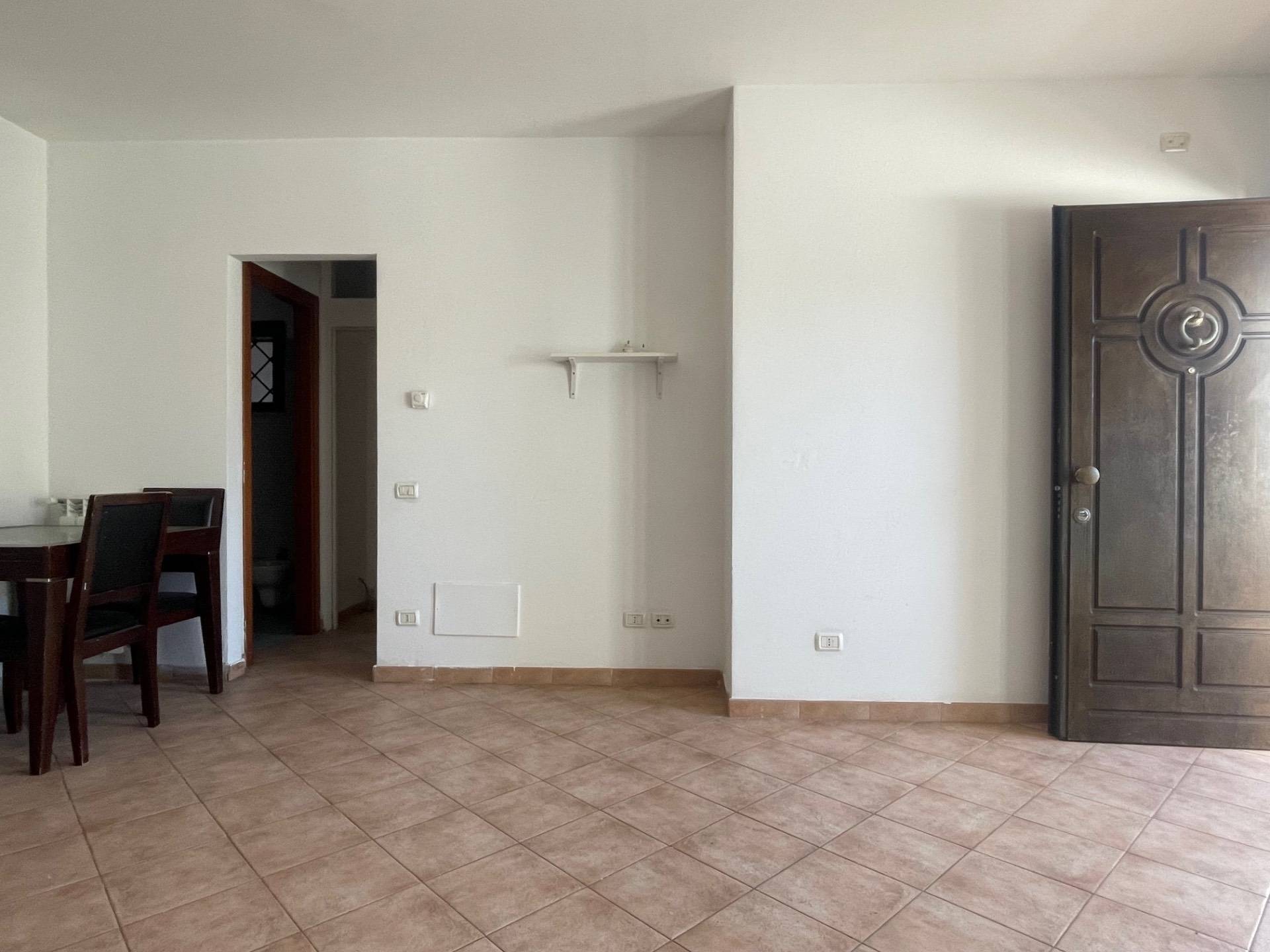 VILLA A SCHIERA in vendita a Roma, Infernetto