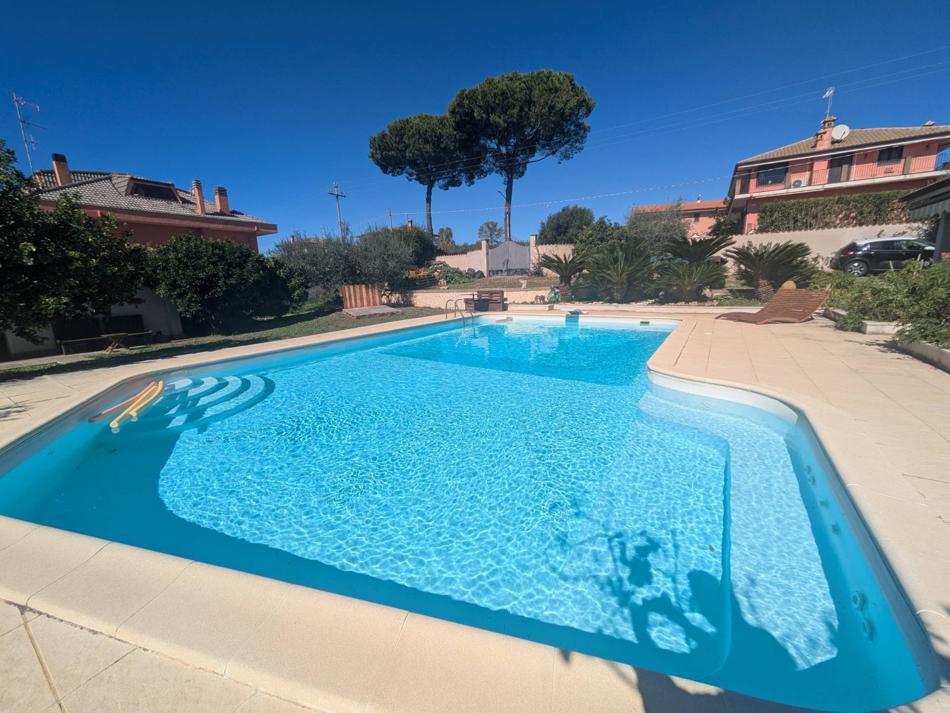 VILLA UNIFAMILIARE in vendita a Genzano di Roma, Colli di Cicerone