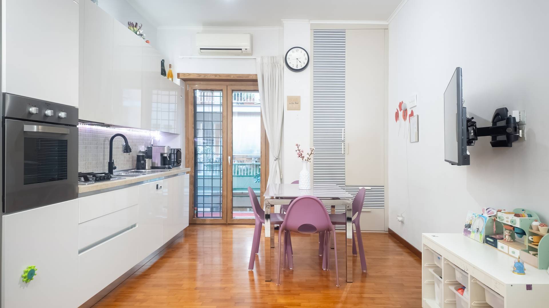 TRILOCALE in vendita a Roma, Ostia