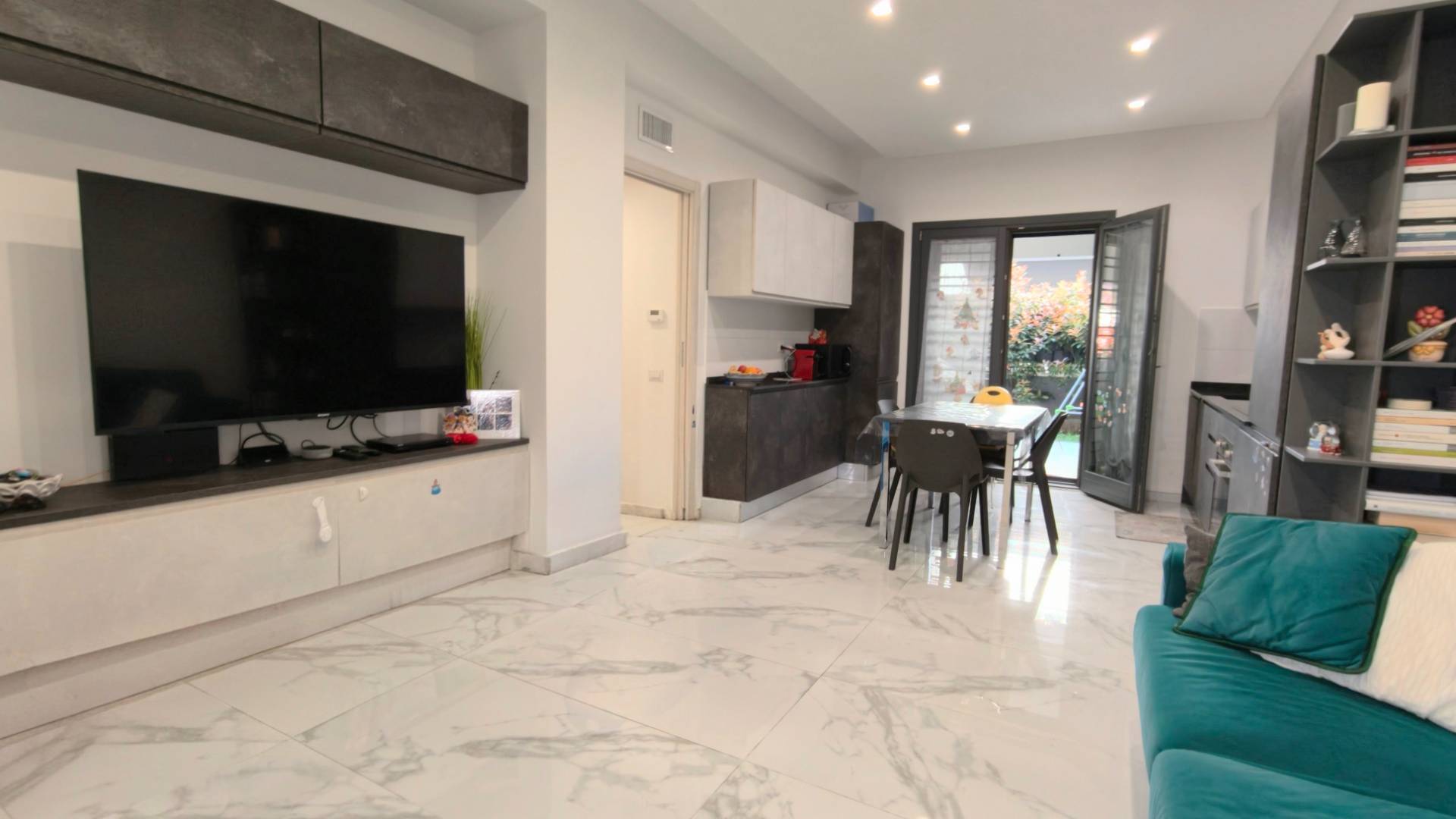 TRILOCALE in vendita a Roma, Casilina/Prenestina/Centocelle/Alessandrino