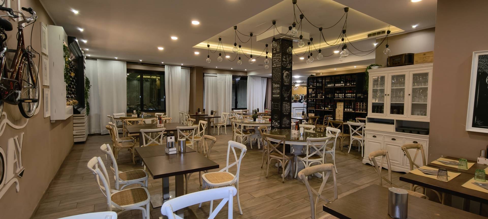 Locale commerciale in vendita a Roma, Portuense