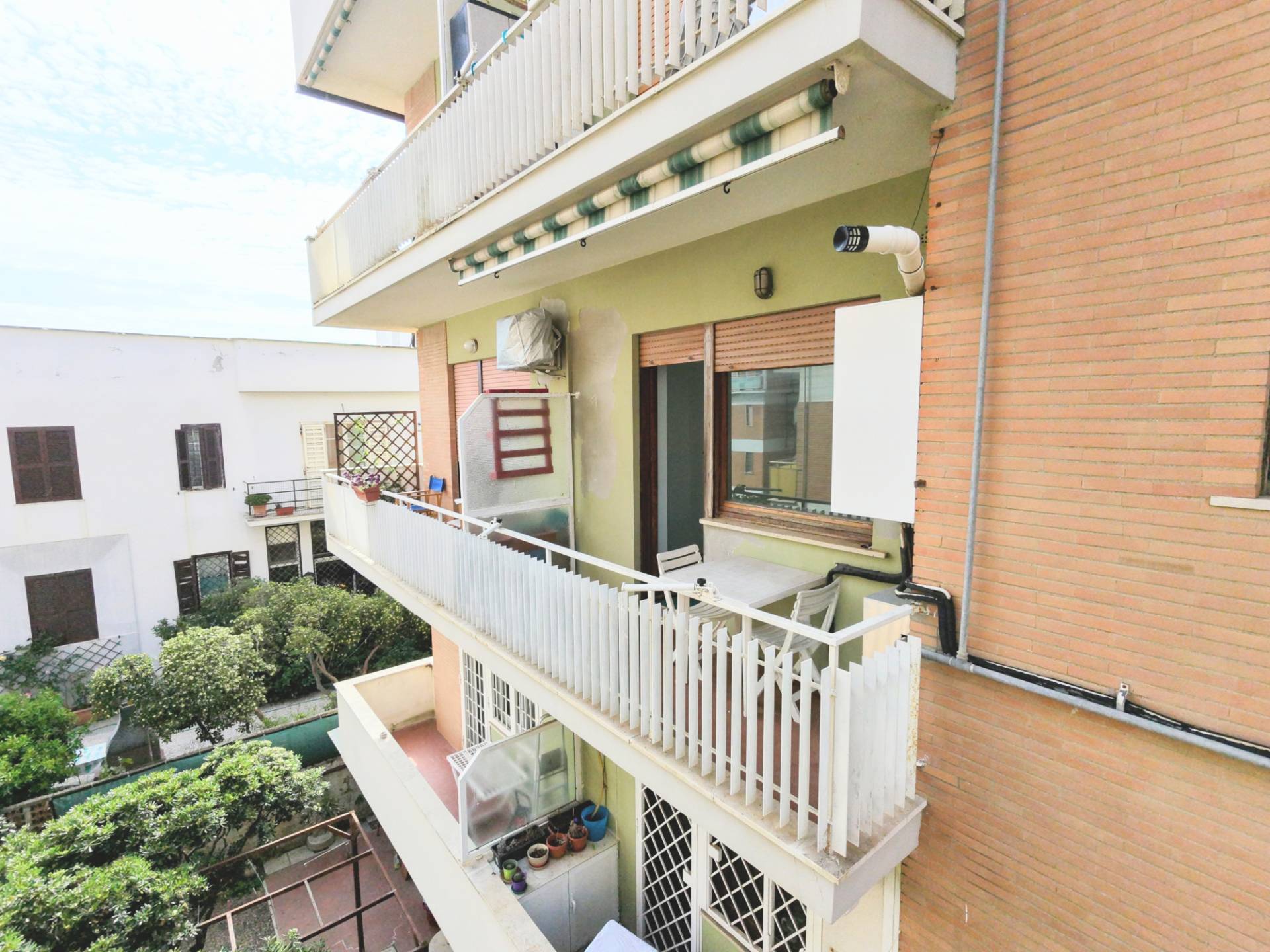 BILOCALE in vendita a Roma, Ostia