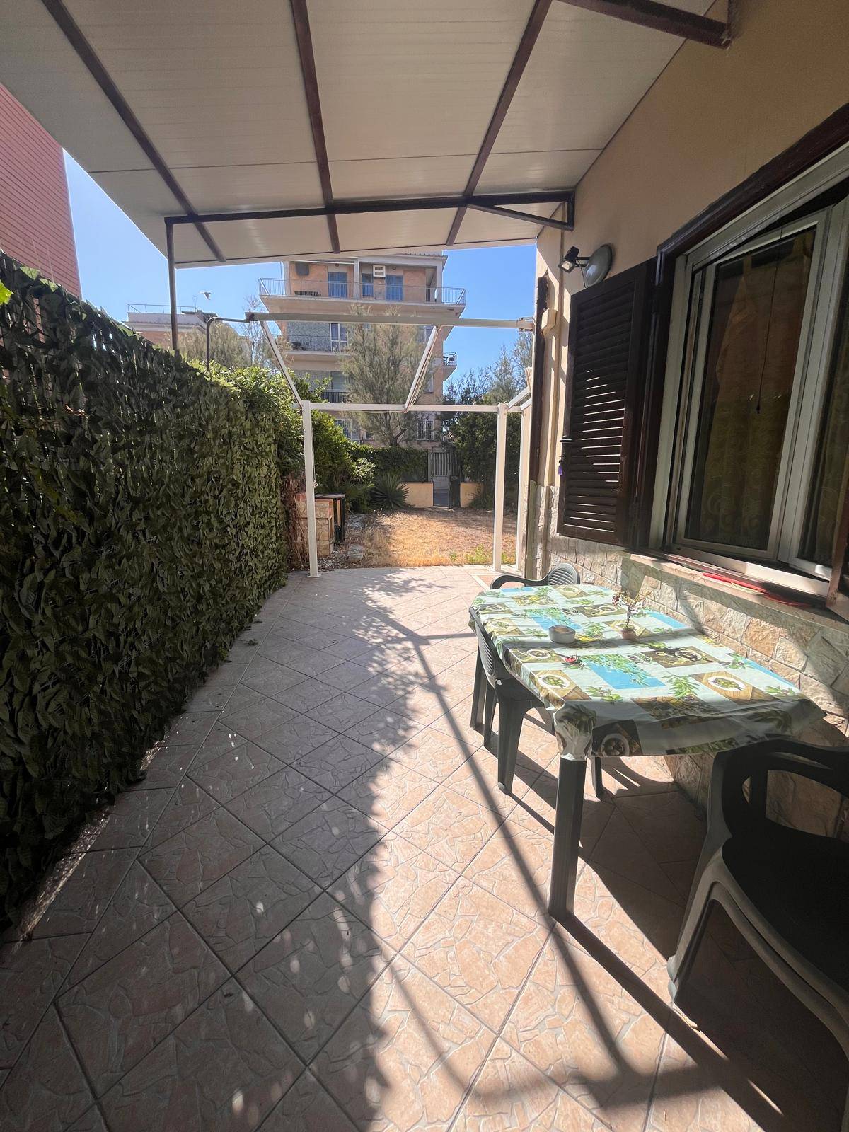 BILOCALE in affitto a Roma, Ostia