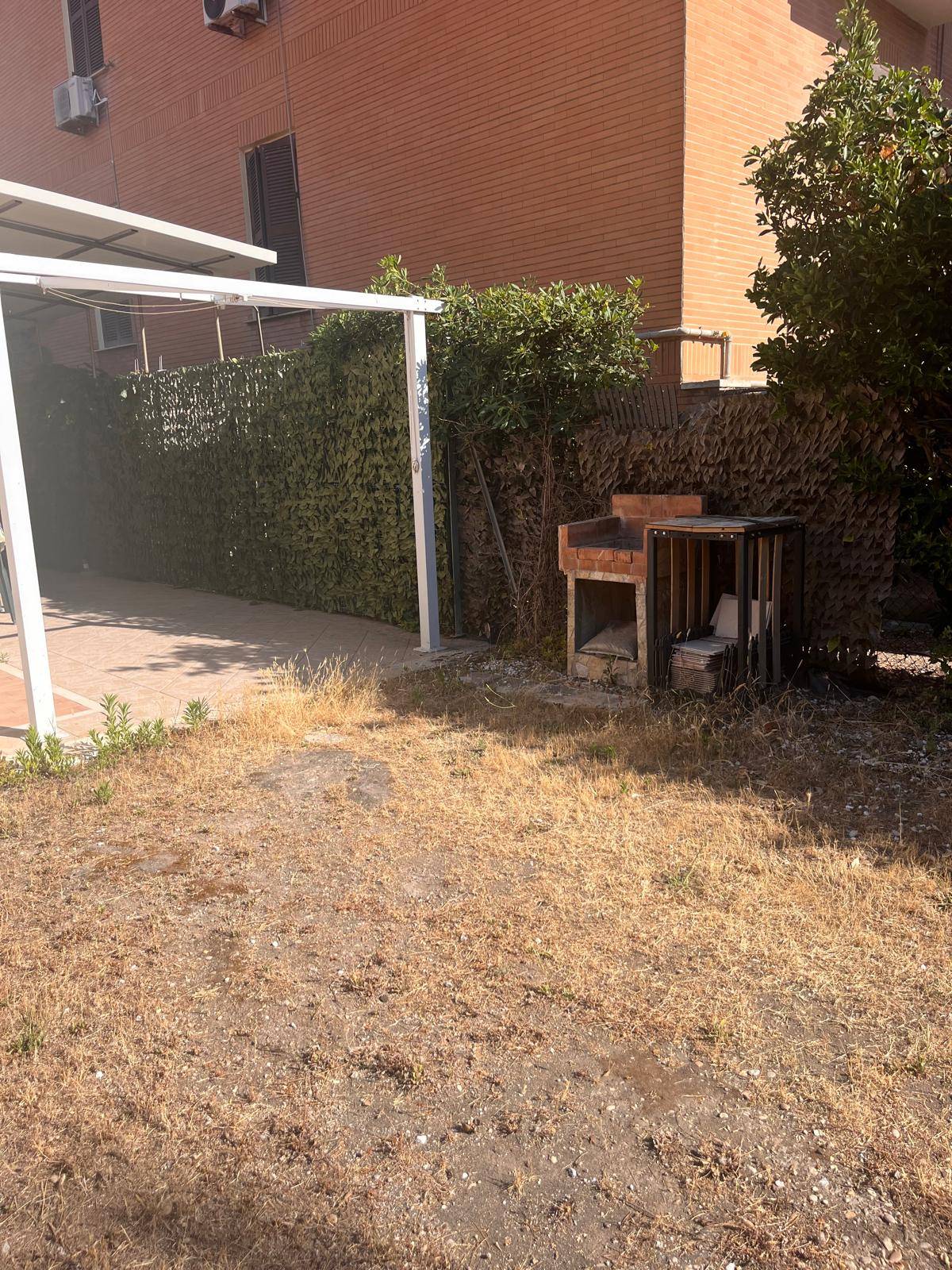 BILOCALE in affitto a Roma, Ostia