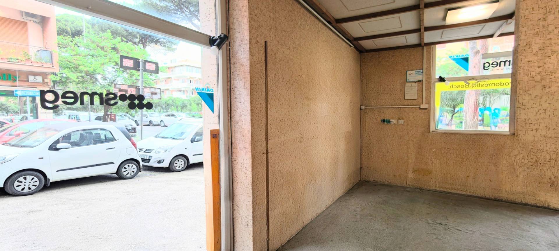 NEGOZIO in affitto a Roma, Ostia
