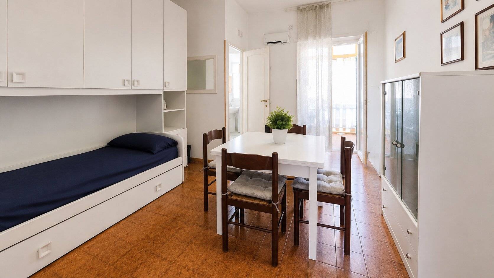 MONOLOCALE in vendita a Roma, Ostia