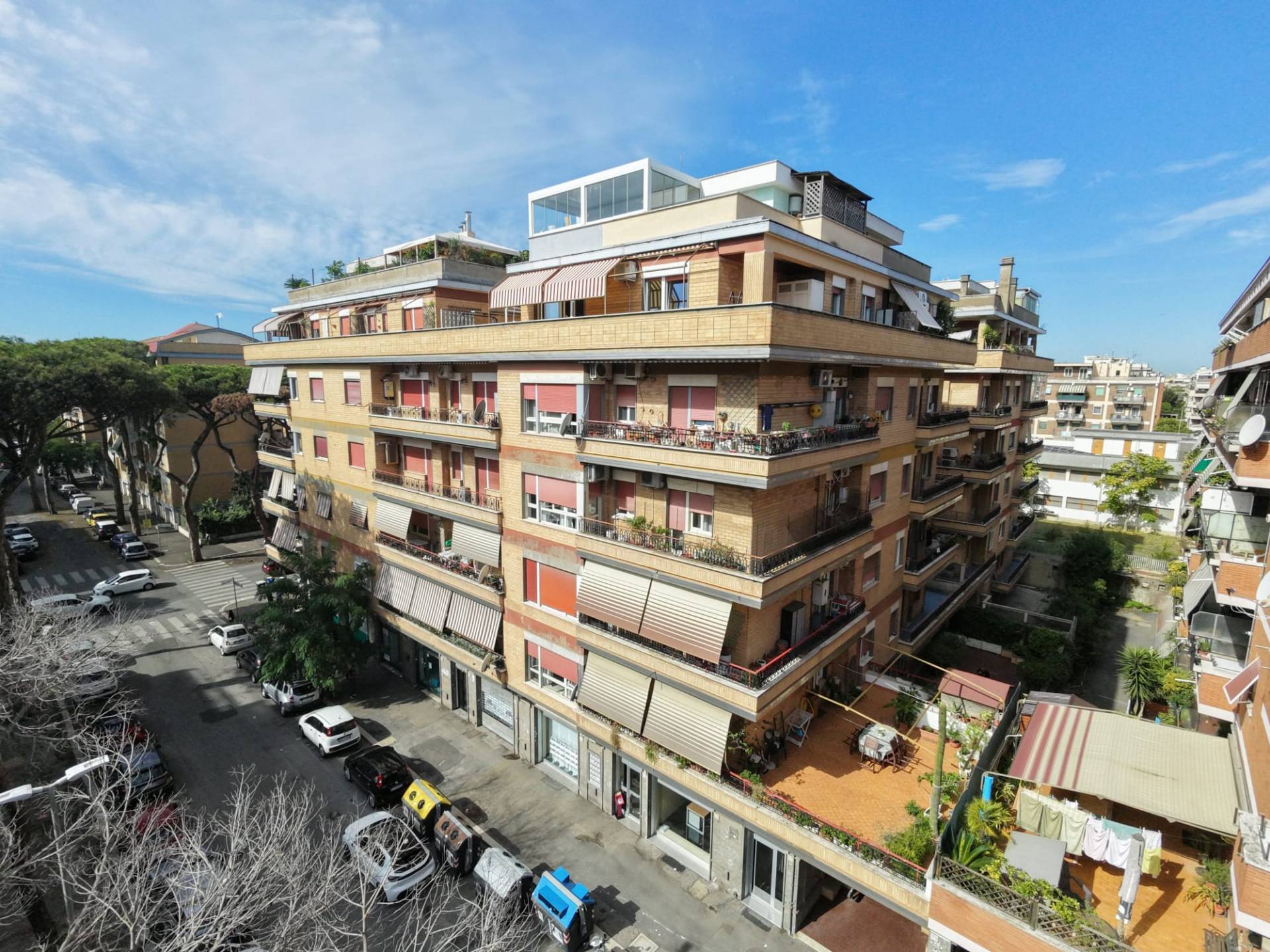 TRILOCALE in vendita a Roma, Ostia