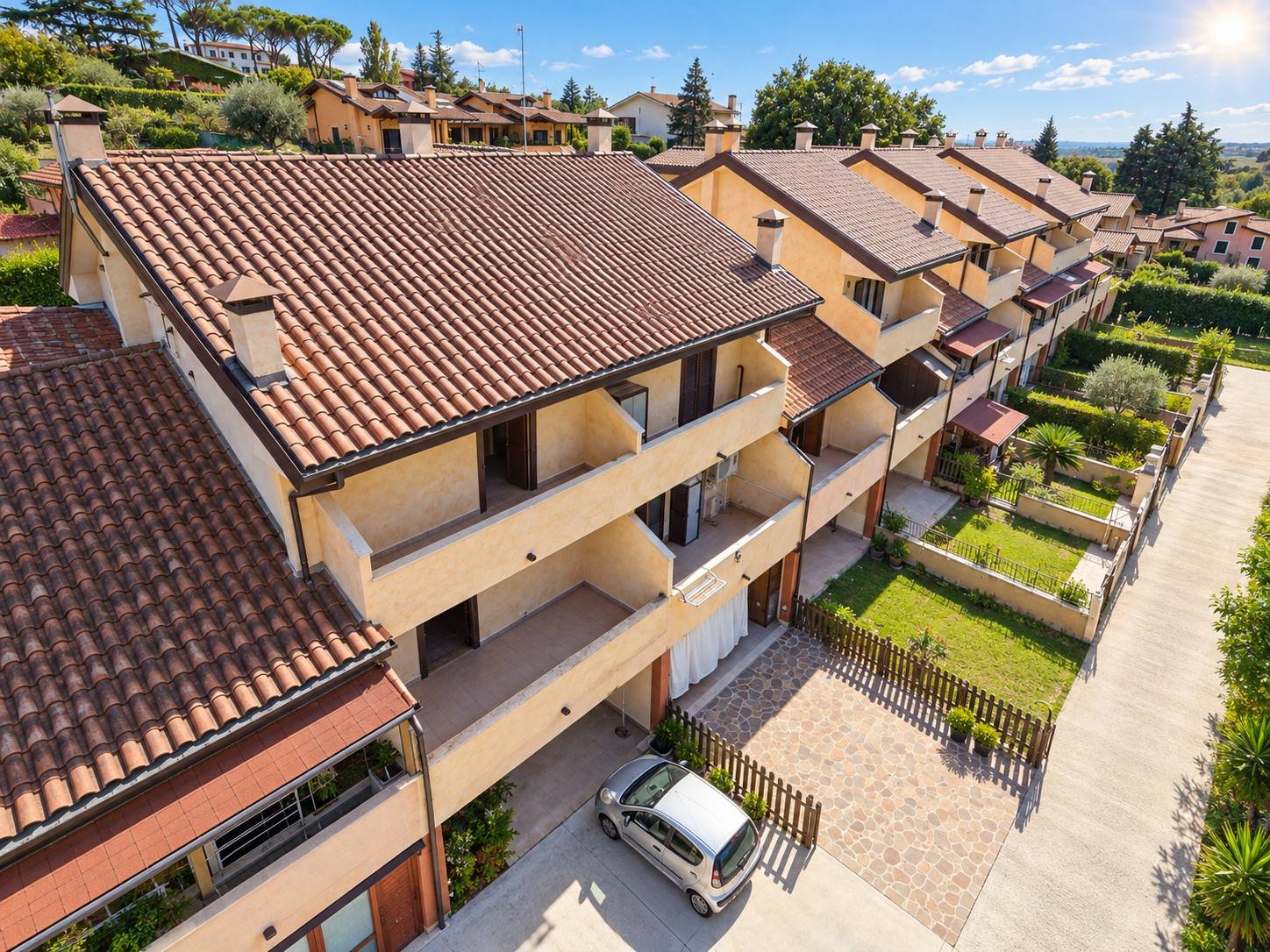 VILLA A SCHIERA in vendita a Riano, La Rosta
