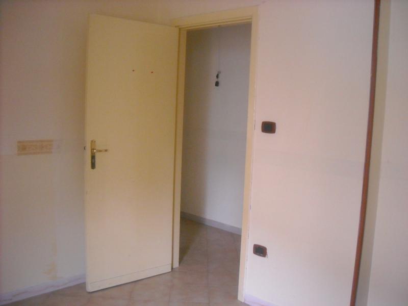 BILOCALE in vendita a Sant'Antimo