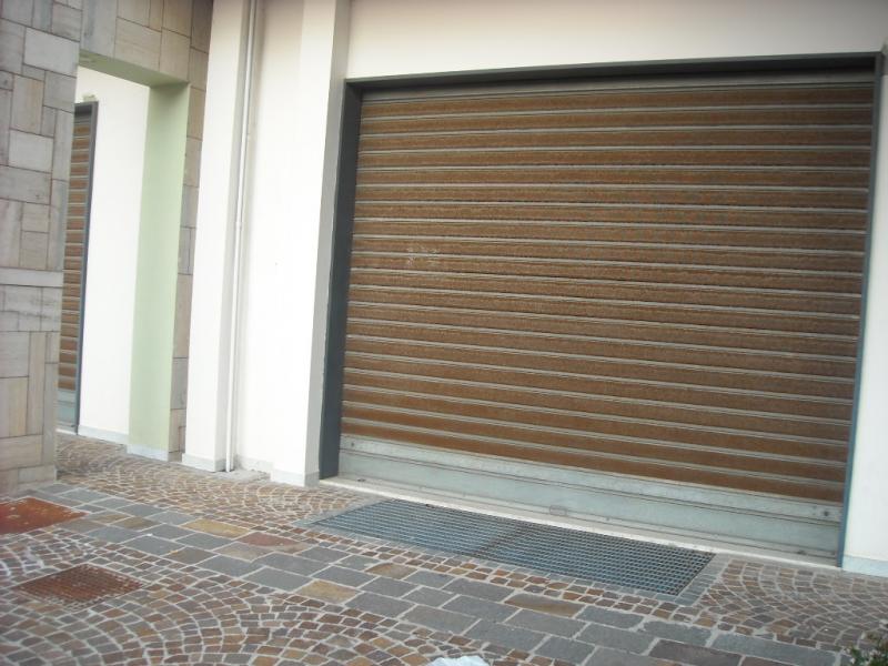 NEGOZIO in affitto a Sant'Antimo