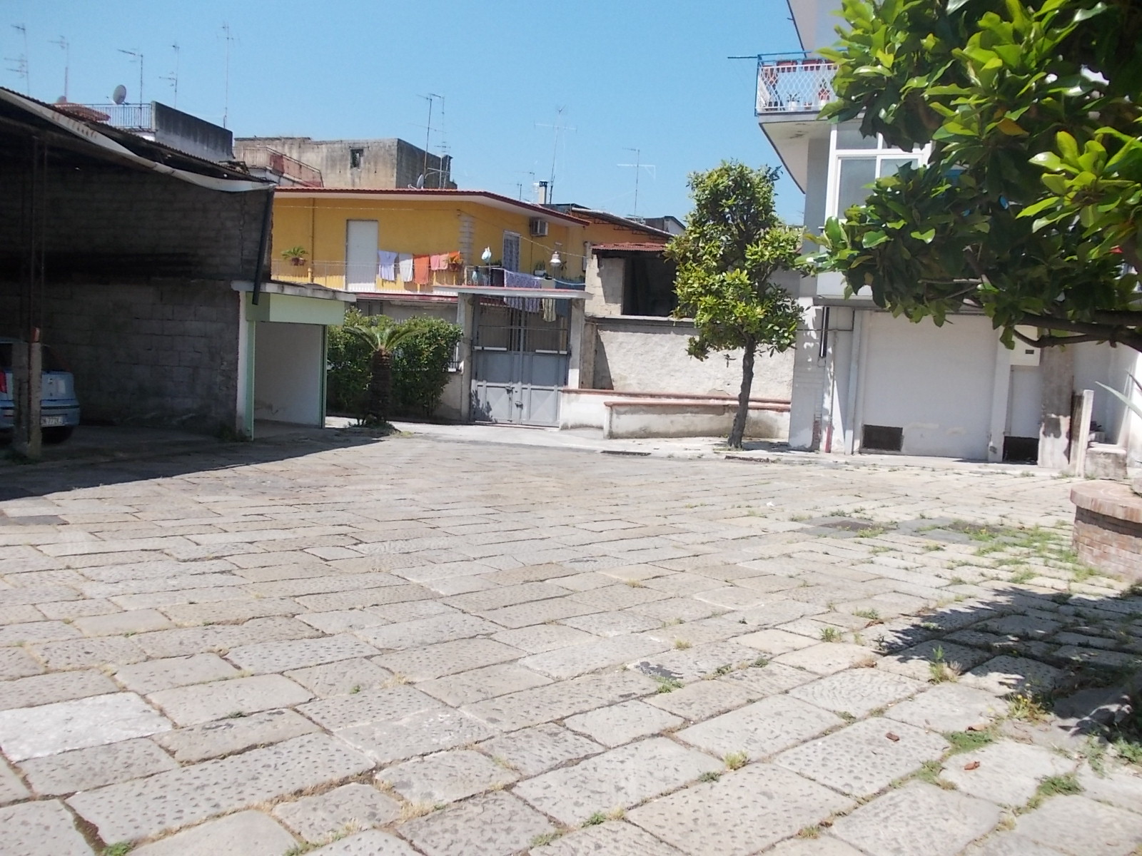 MAGAZZINO/CANTINA in vendita a Sant'Antimo