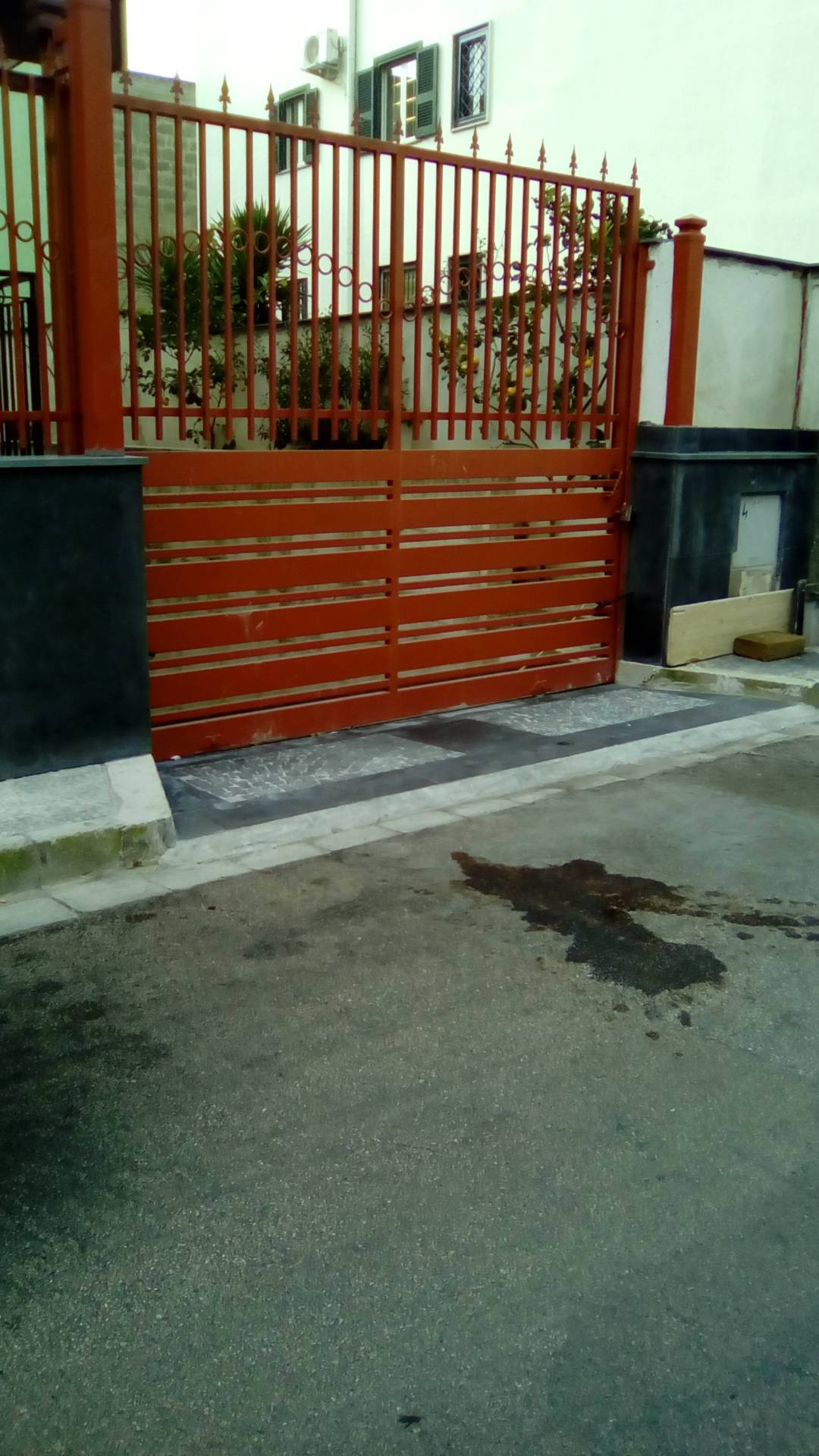 MAGAZZINO/CANTINA in affitto a Casandrino