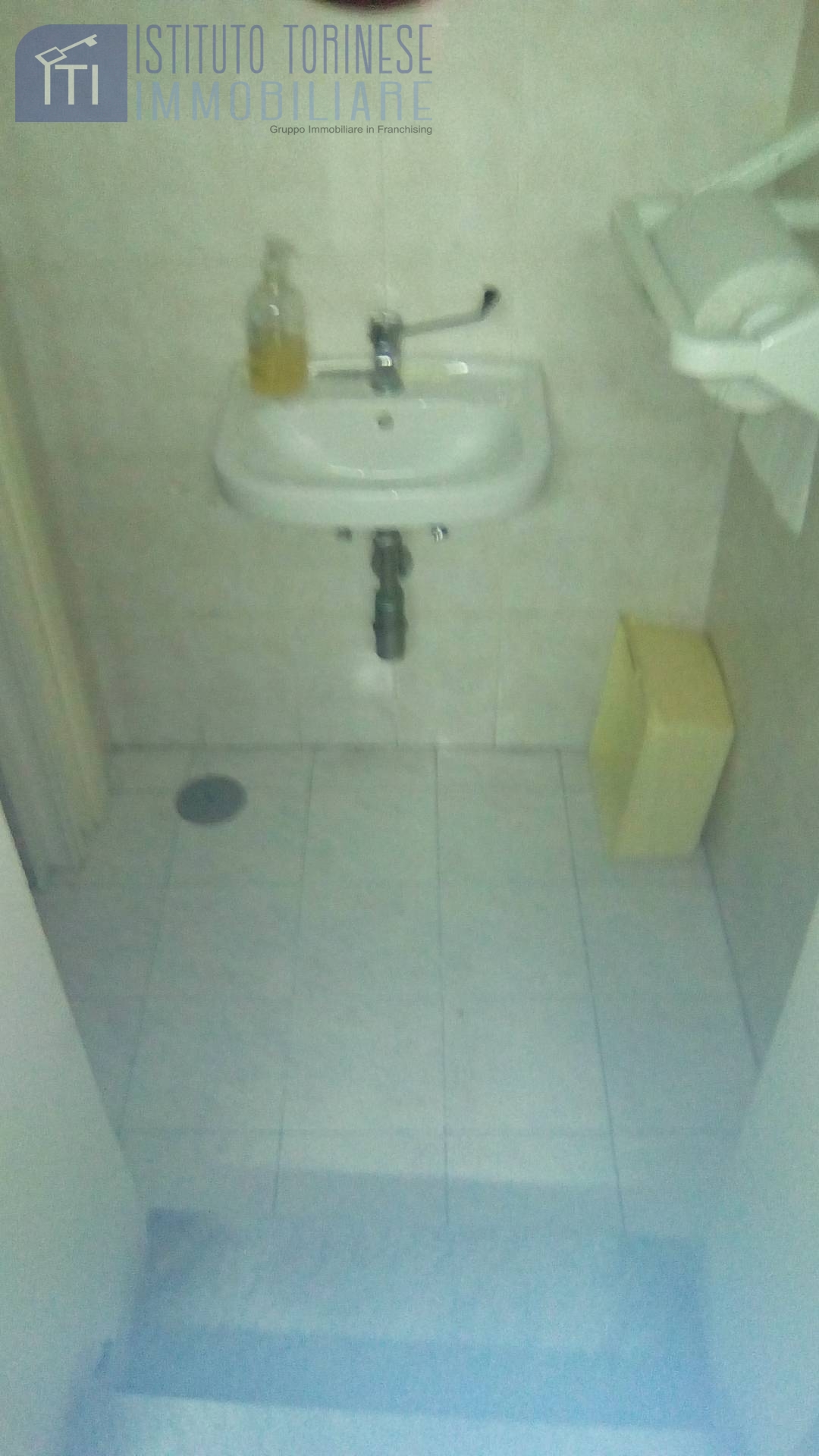 MAGAZZINO/CANTINA in affitto a Sant'Antimo