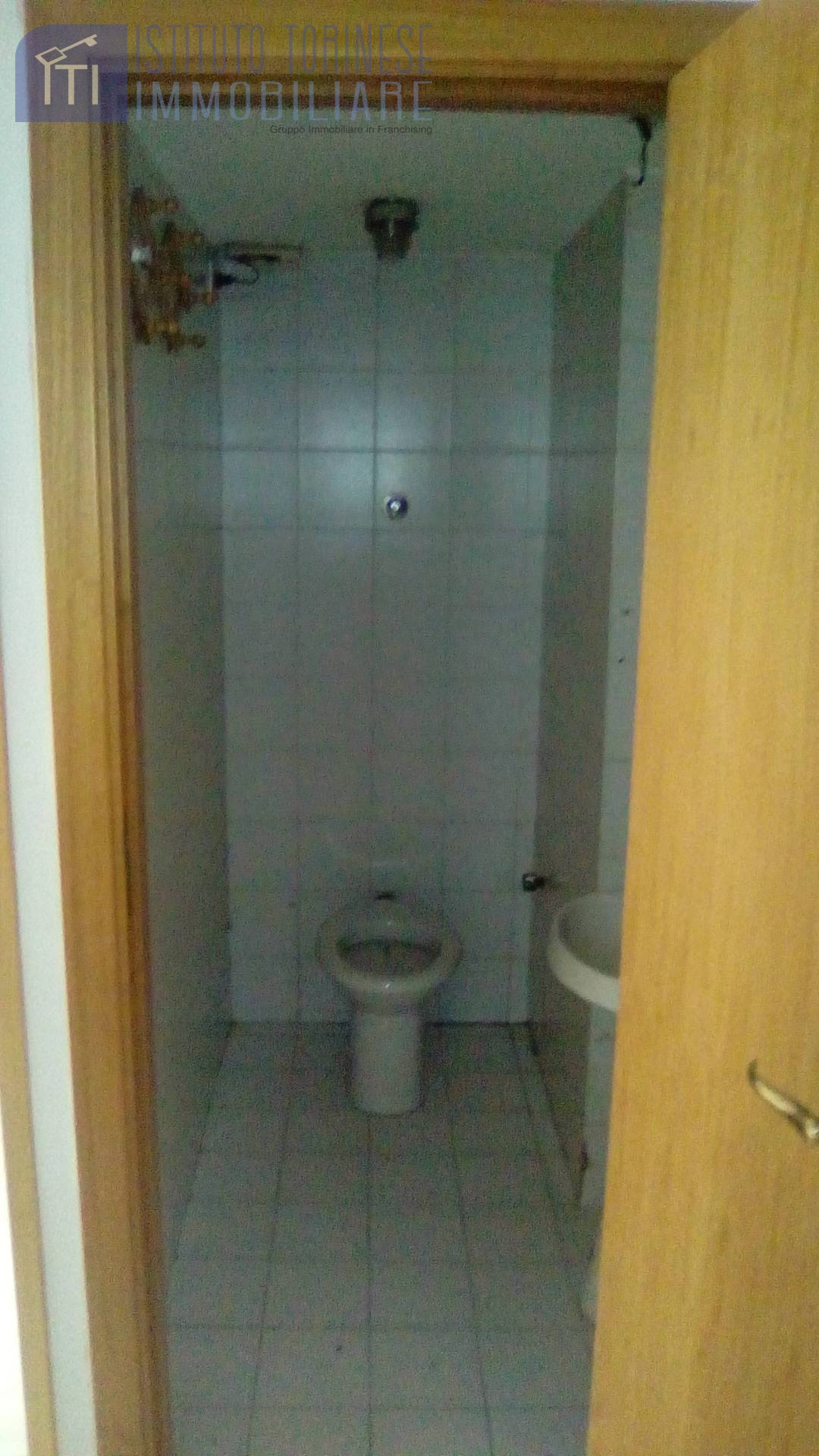 NEGOZIO in affitto a Sant'Antimo