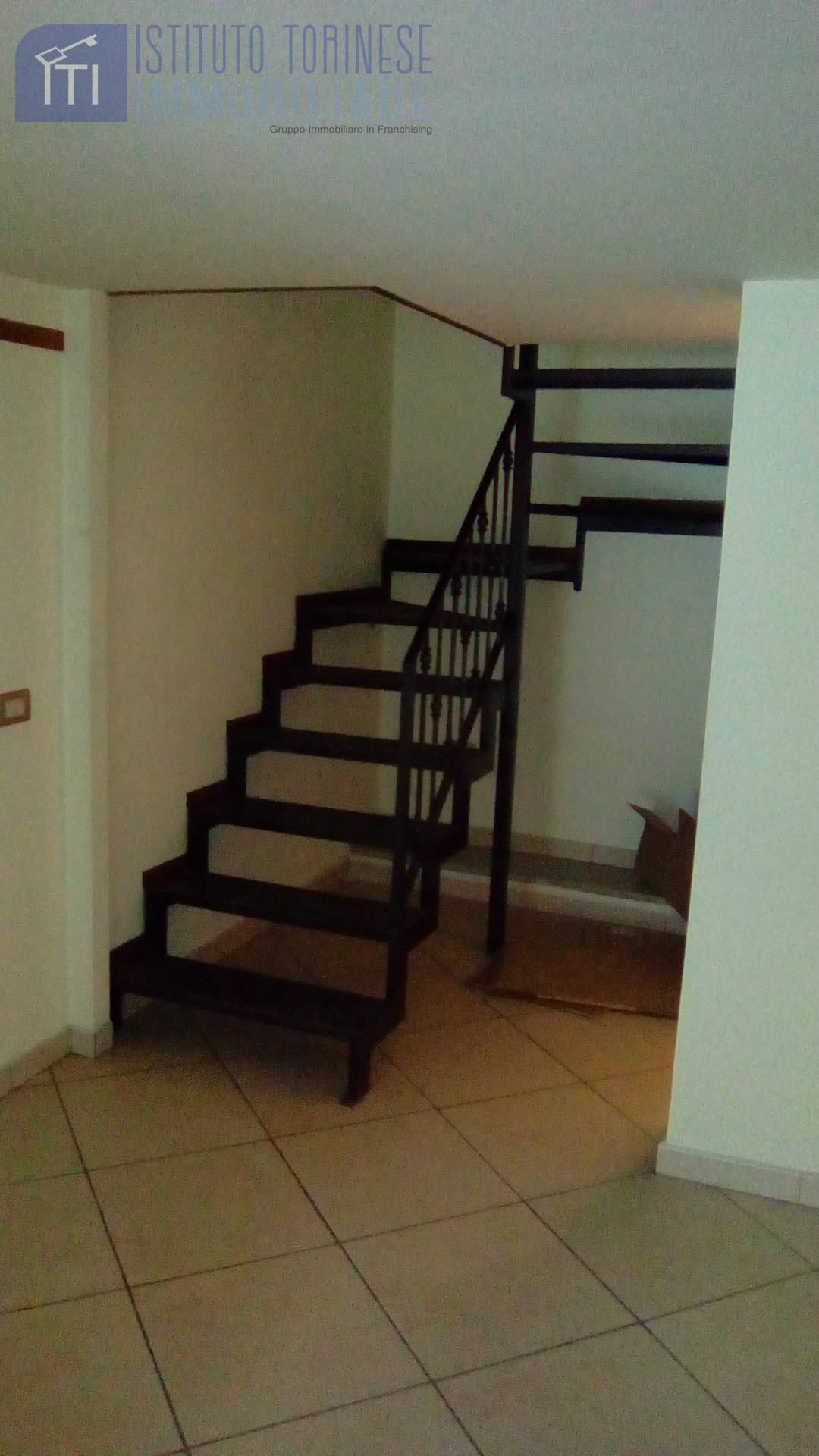 NEGOZIO in affitto a Sant'Antimo