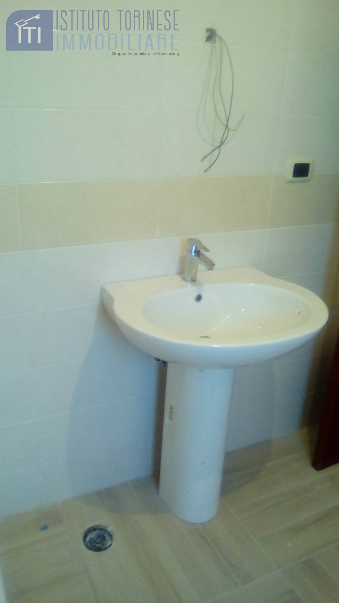 QUADRILOCALE in affitto a Casandrino