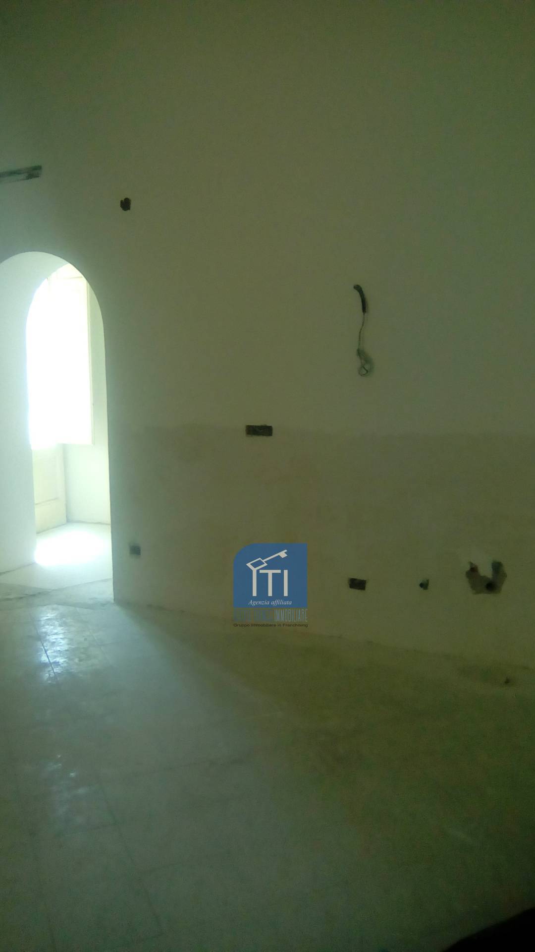 APPARTAMENTO + DI 4 LOCALI in vendita a Sant'Antimo