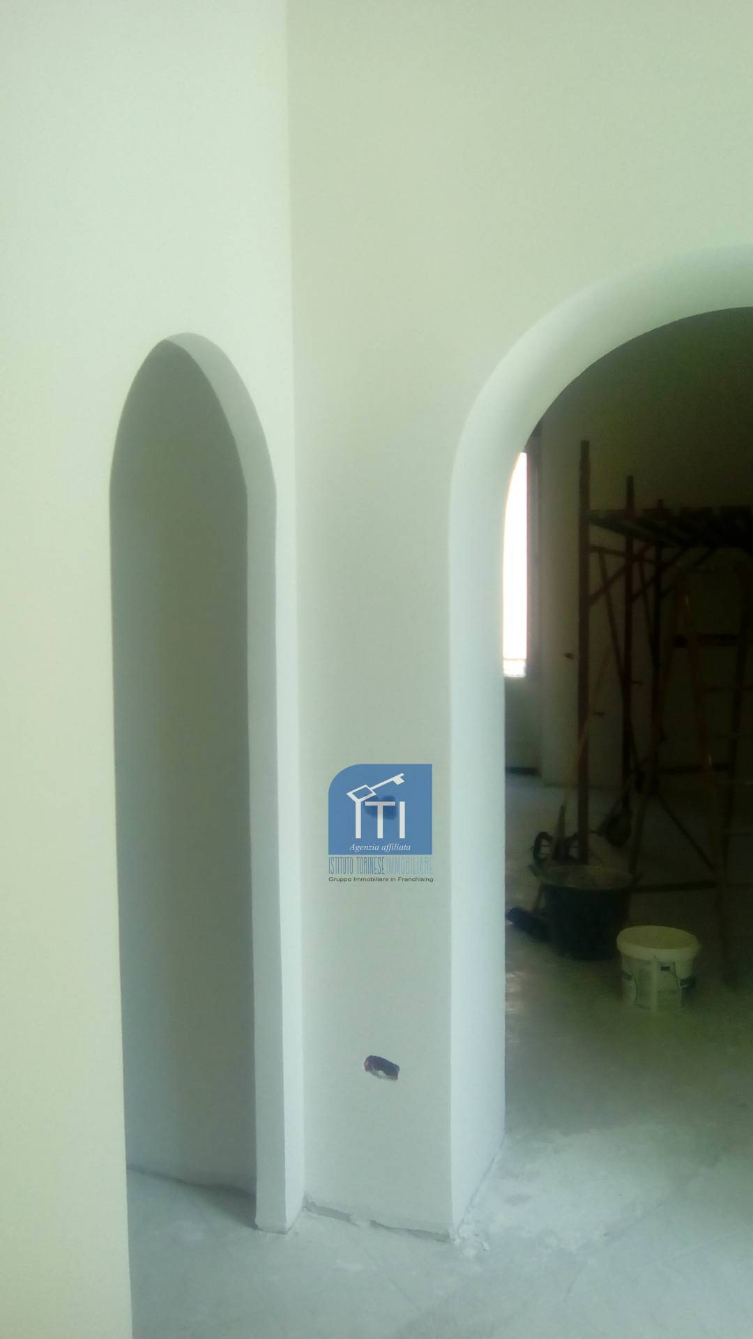 APPARTAMENTO + DI 4 LOCALI in vendita a Sant'Antimo