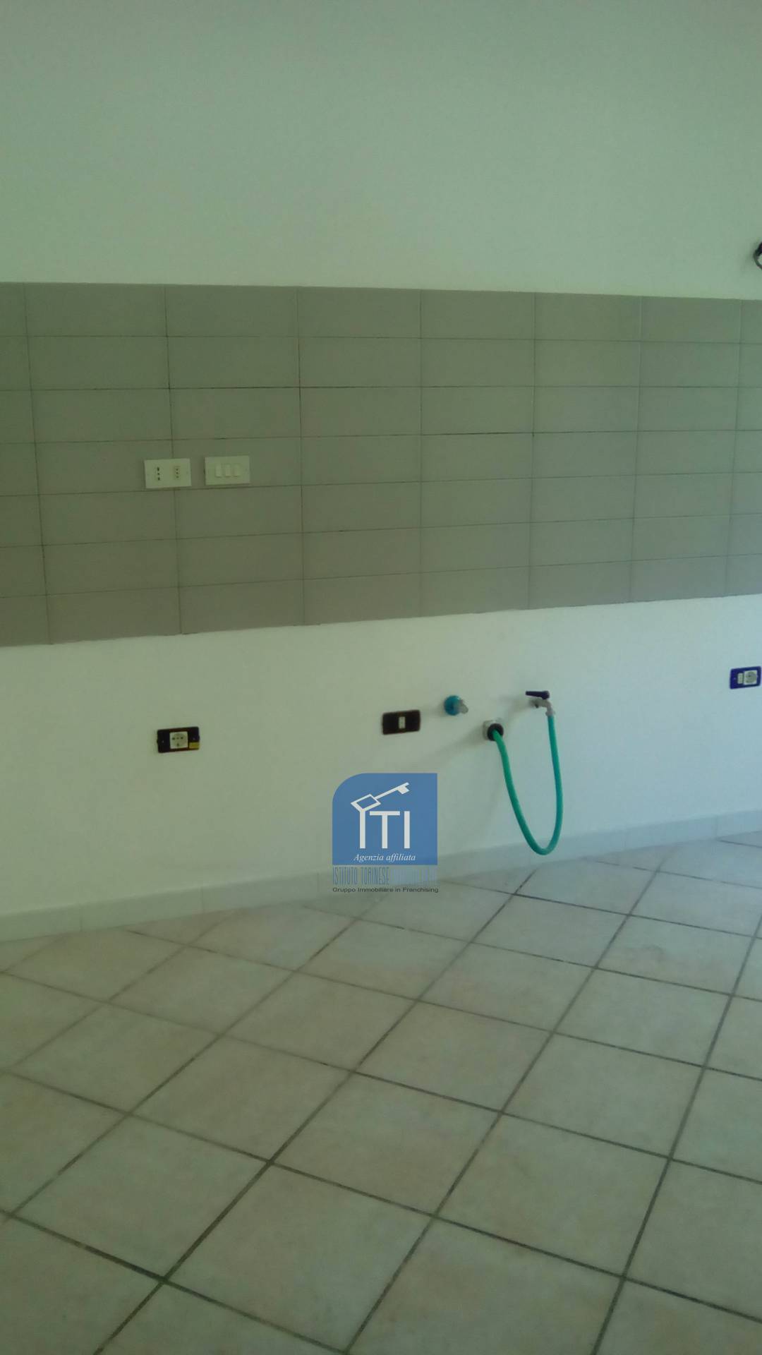 QUADRILOCALE in affitto a Sant'Antimo