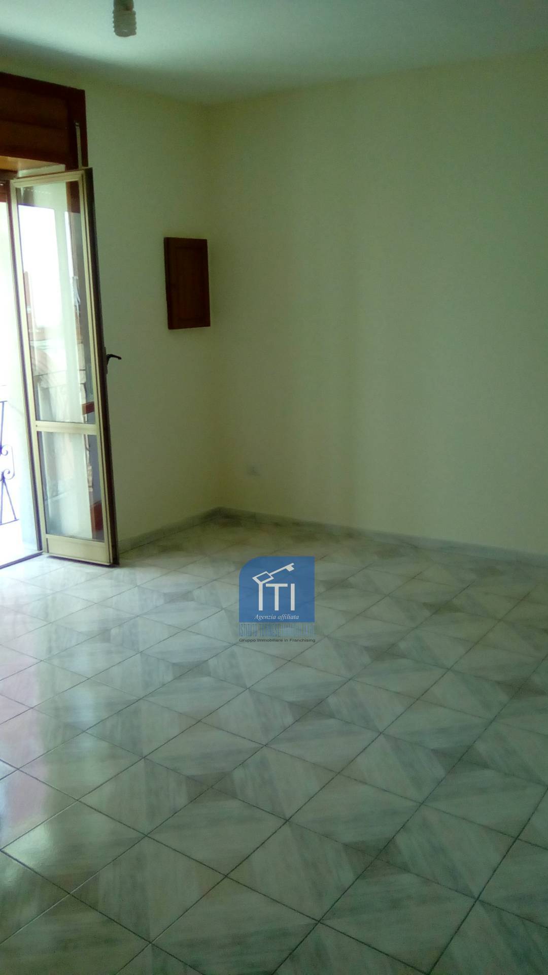 TRILOCALE in affitto a Sant'Antimo