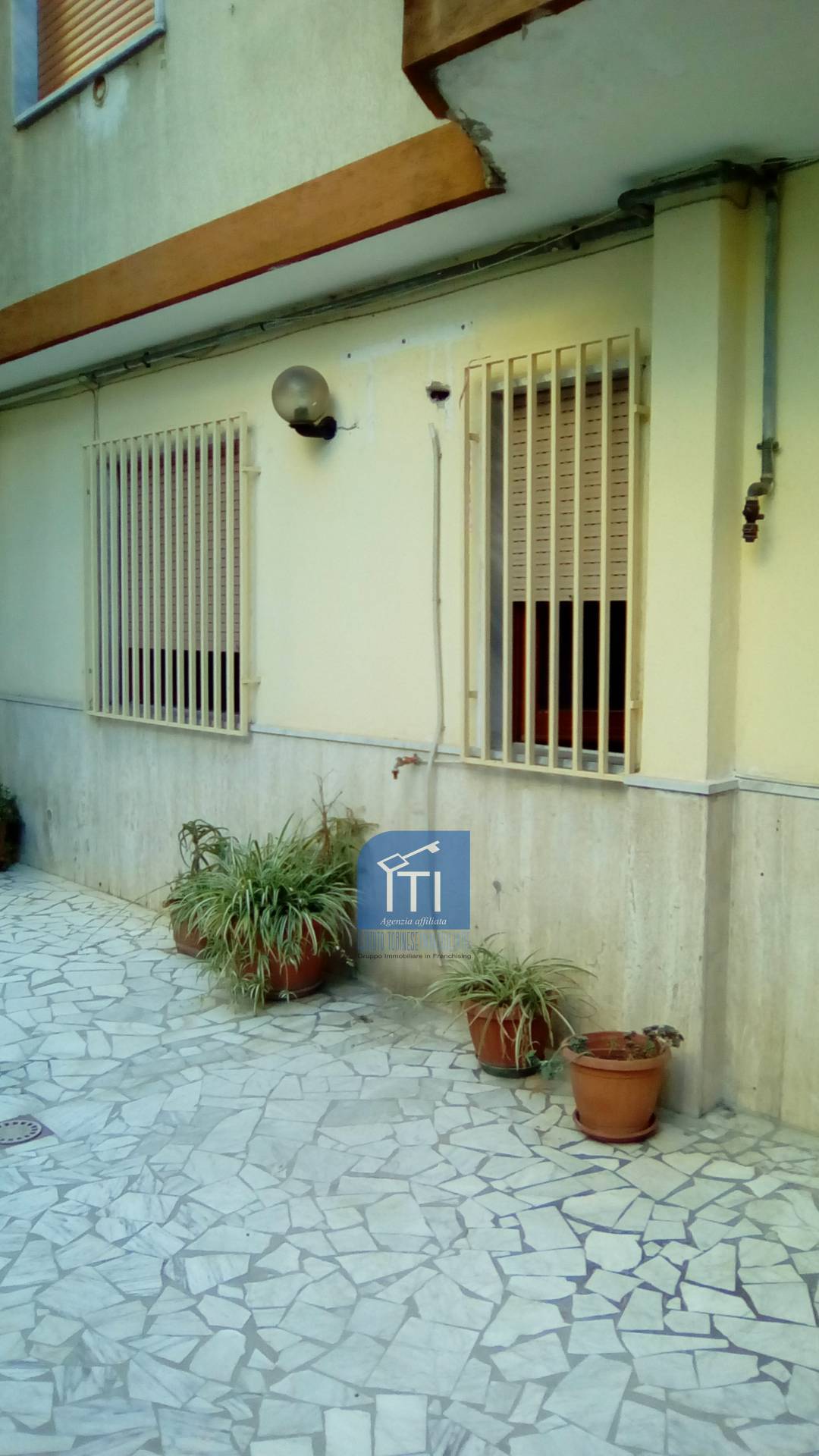 BILOCALE in vendita a Sant'Antimo