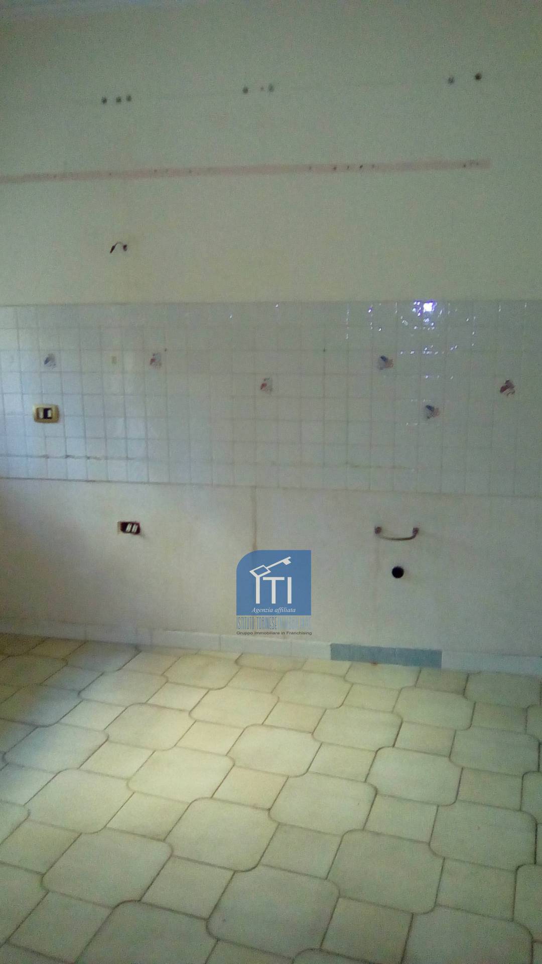 BILOCALE in vendita a Sant'Antimo