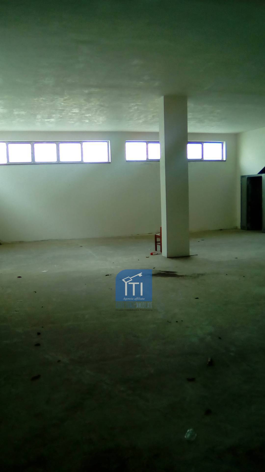 CAPANNONE INDUSTRIALE in affitto a Sant'Antimo