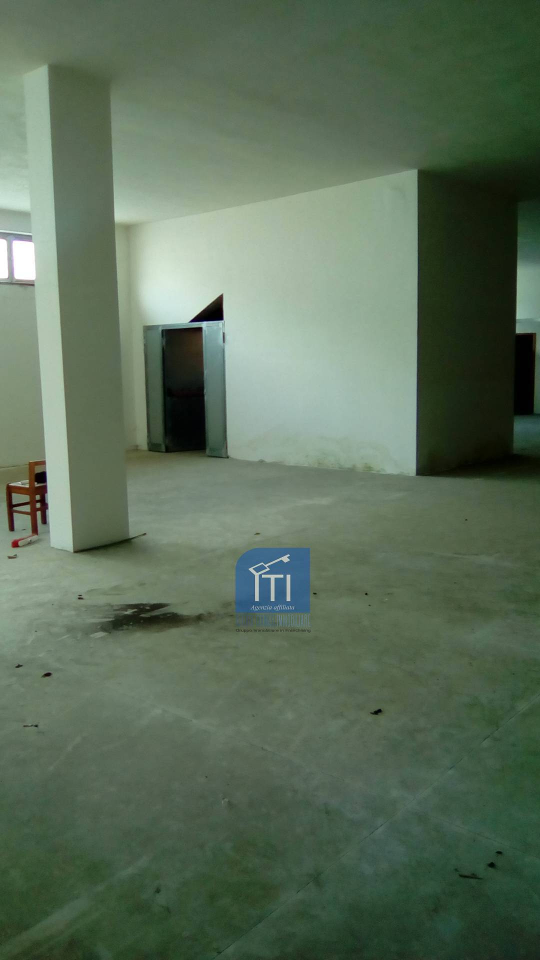 CAPANNONE INDUSTRIALE in affitto a Sant'Antimo