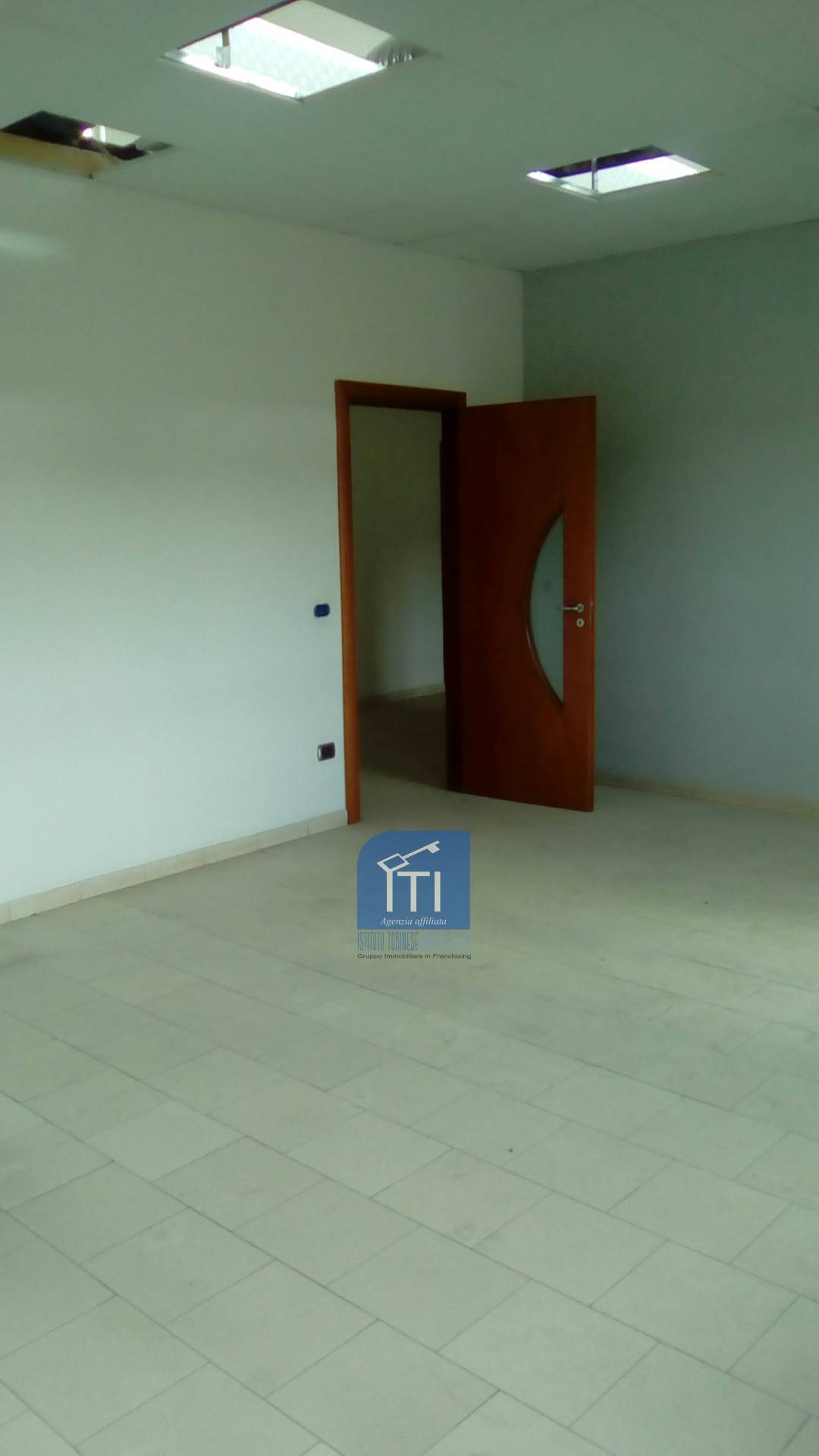 CAPANNONE INDUSTRIALE in vendita a Sant'Antimo