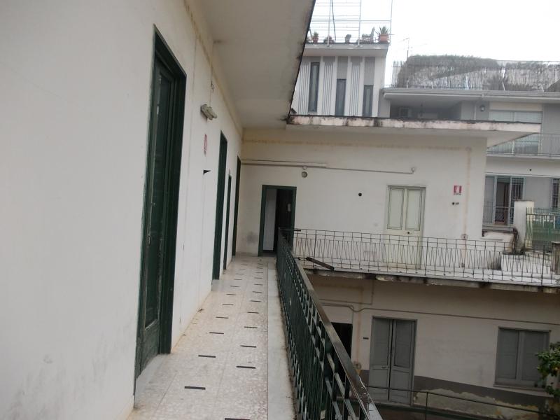 INTERO STABILE in vendita a Sant'Antimo