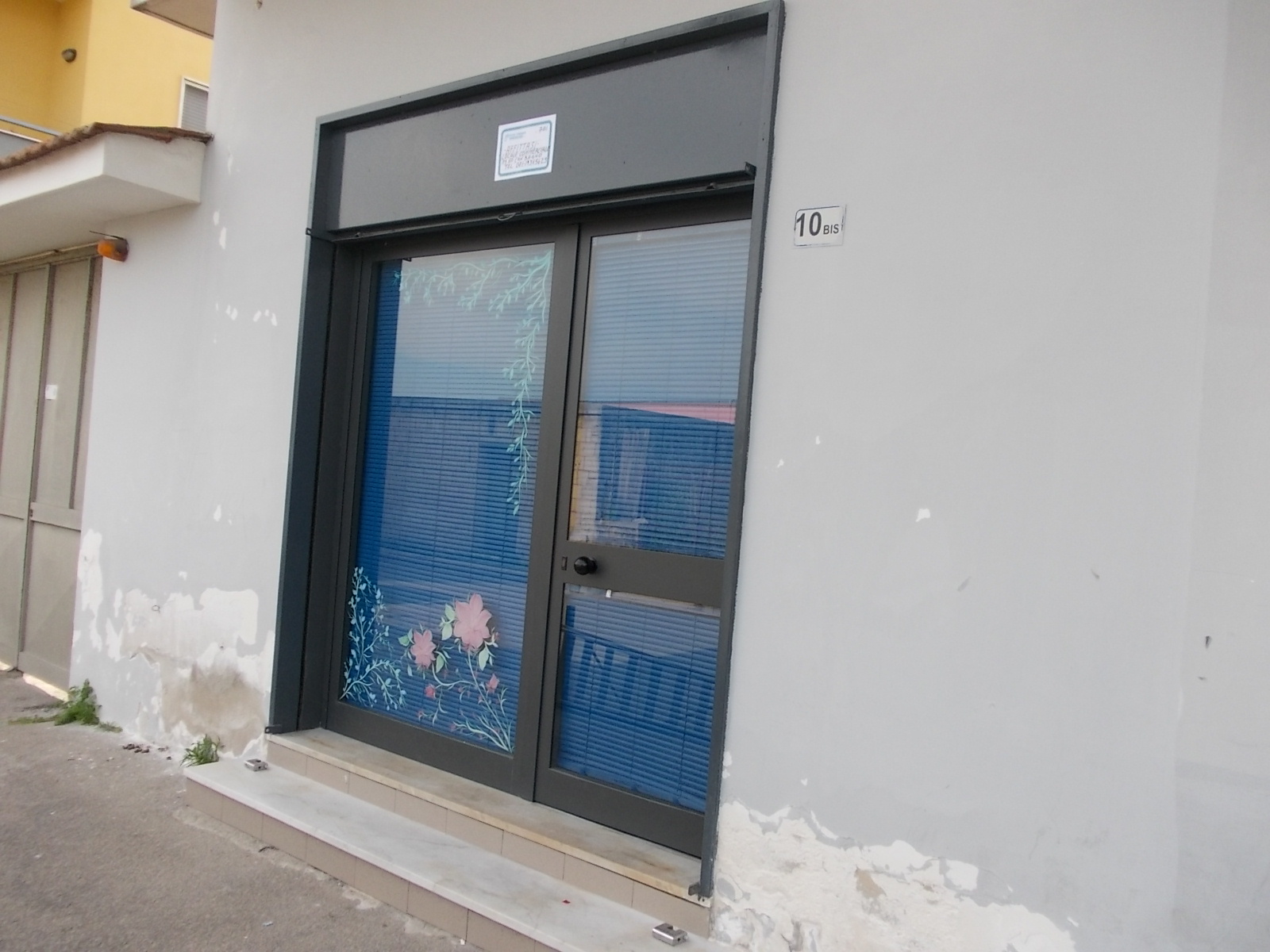 NEGOZIO in affitto a Sant'Antimo