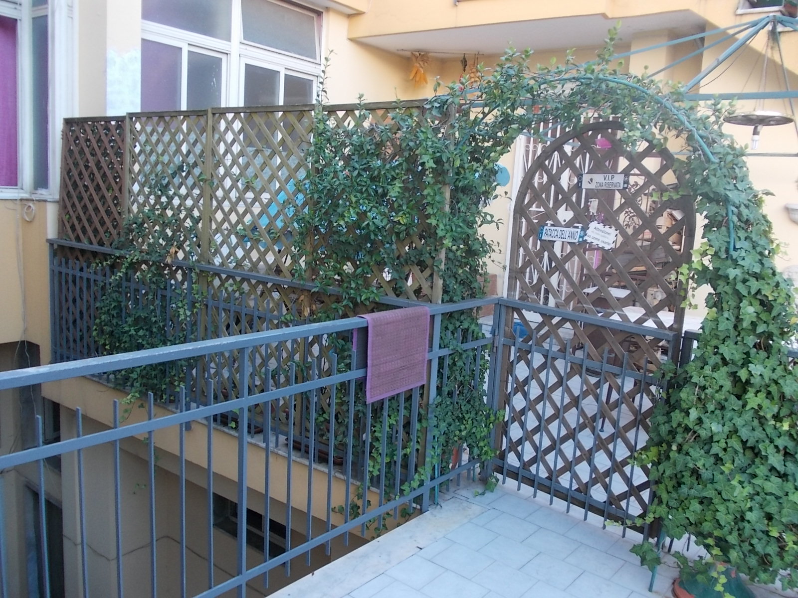 INTERO STABILE in vendita a Sant'Antimo