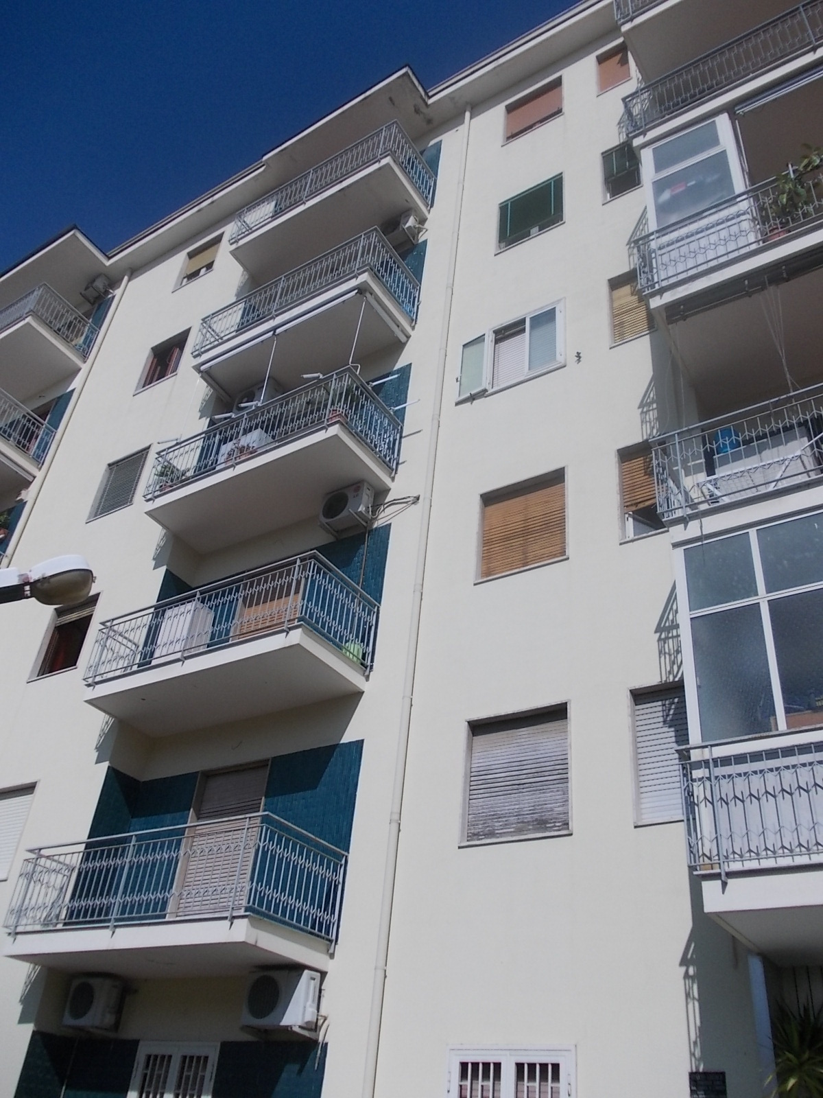 APPARTAMENTO + DI 4 LOCALI in vendita a Sant'Antimo