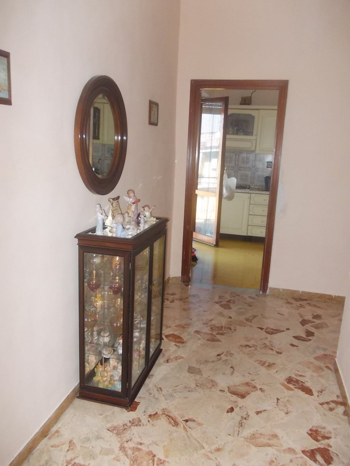 APPARTAMENTO + DI 4 LOCALI in vendita a Sant'Antimo