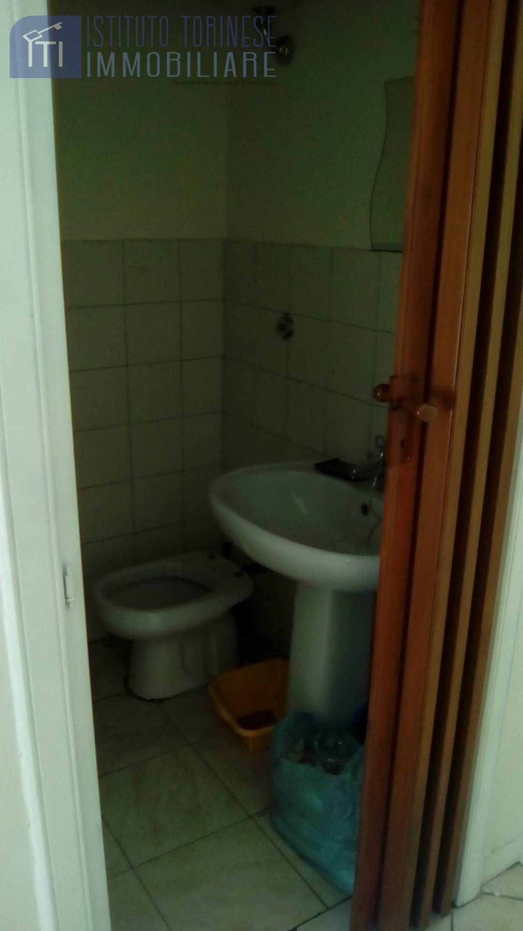 NEGOZIO in affitto a Sant'Antimo